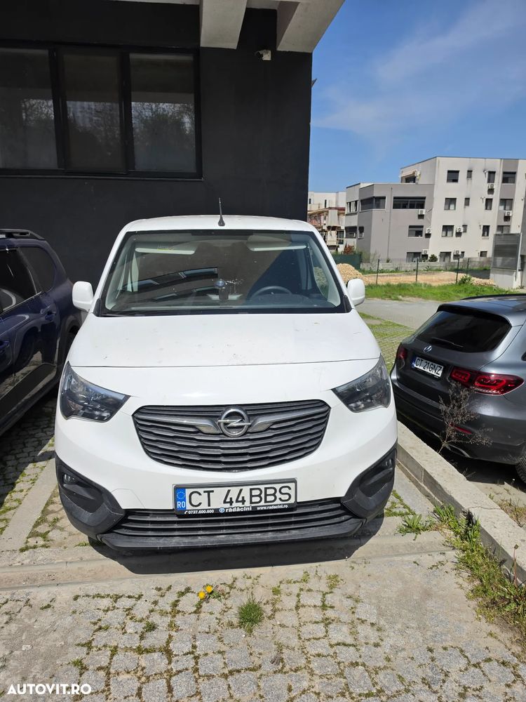 Opel COMBO - 1