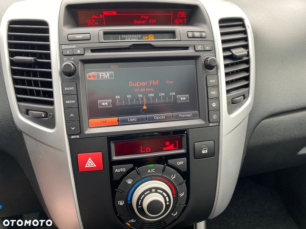 Kia Venga 1.4 CVVT Titanium Collection - 25