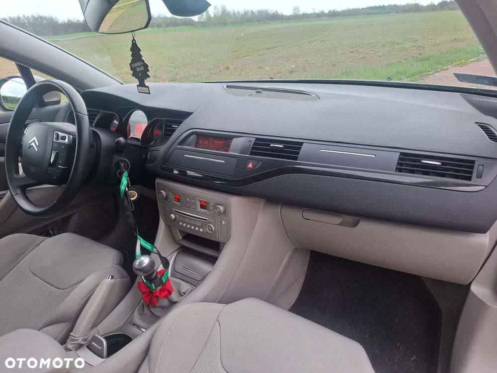 Citroën C5 2.0 HDi Dynamique - 17
