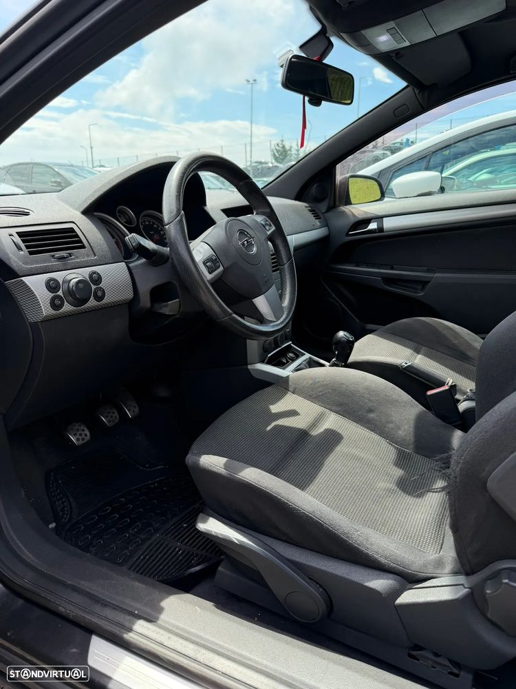 Opel Astra GTC 1.9 CDTI - 5