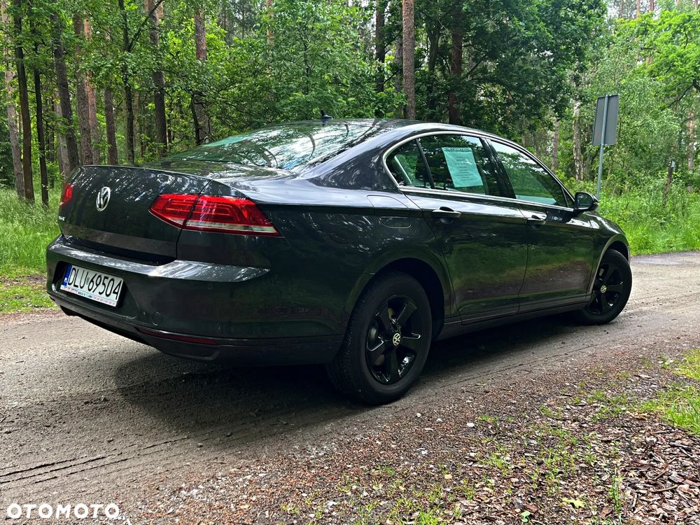 Volkswagen Passat - 5
