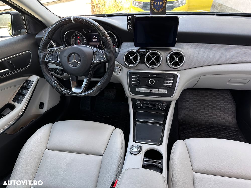 Mercedes-Benz GLA 200 d Aut. - 10