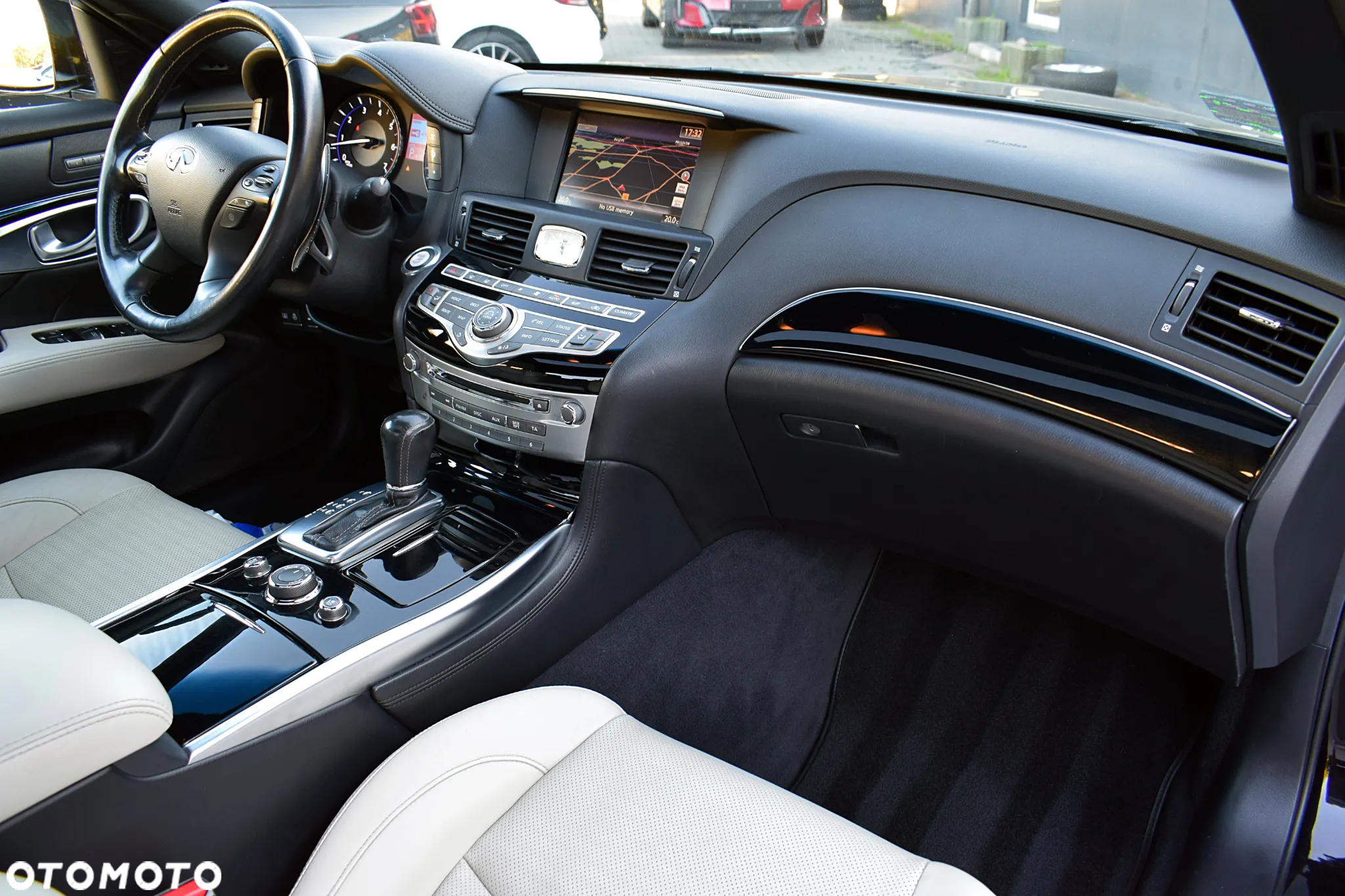 Infiniti M M30d S Premium - 9