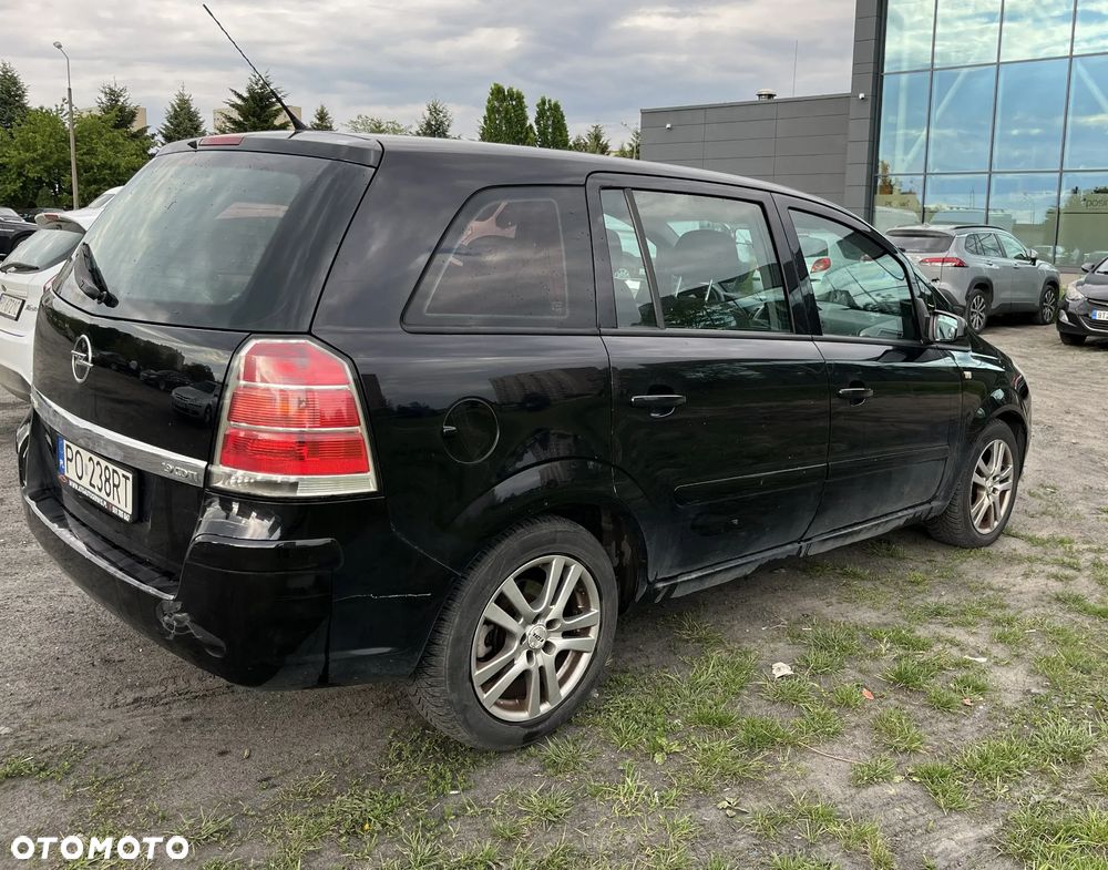 Opel Zafira 1.9 CDTI - 3