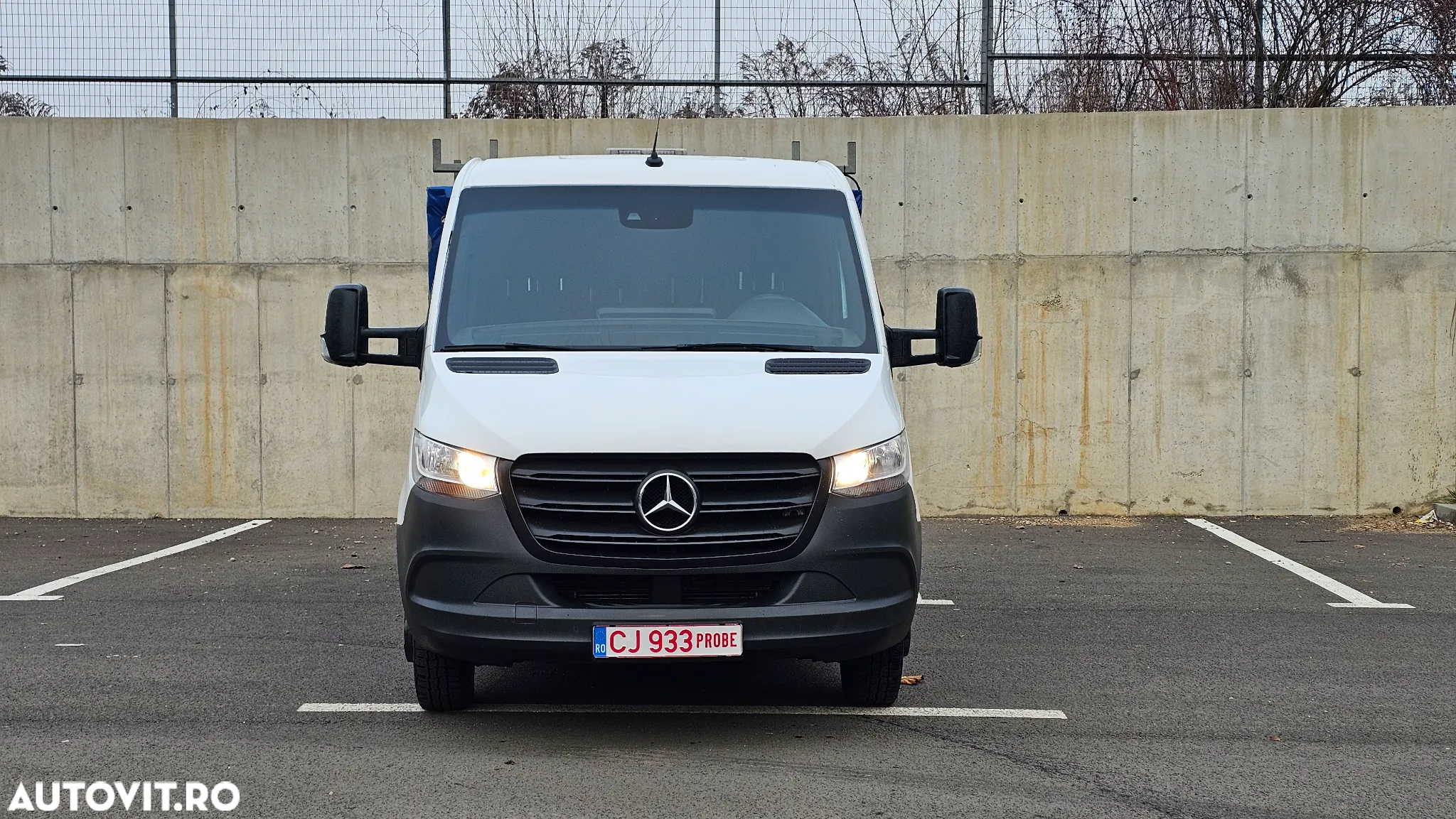 Mercedes-Benz Sprinter - 33