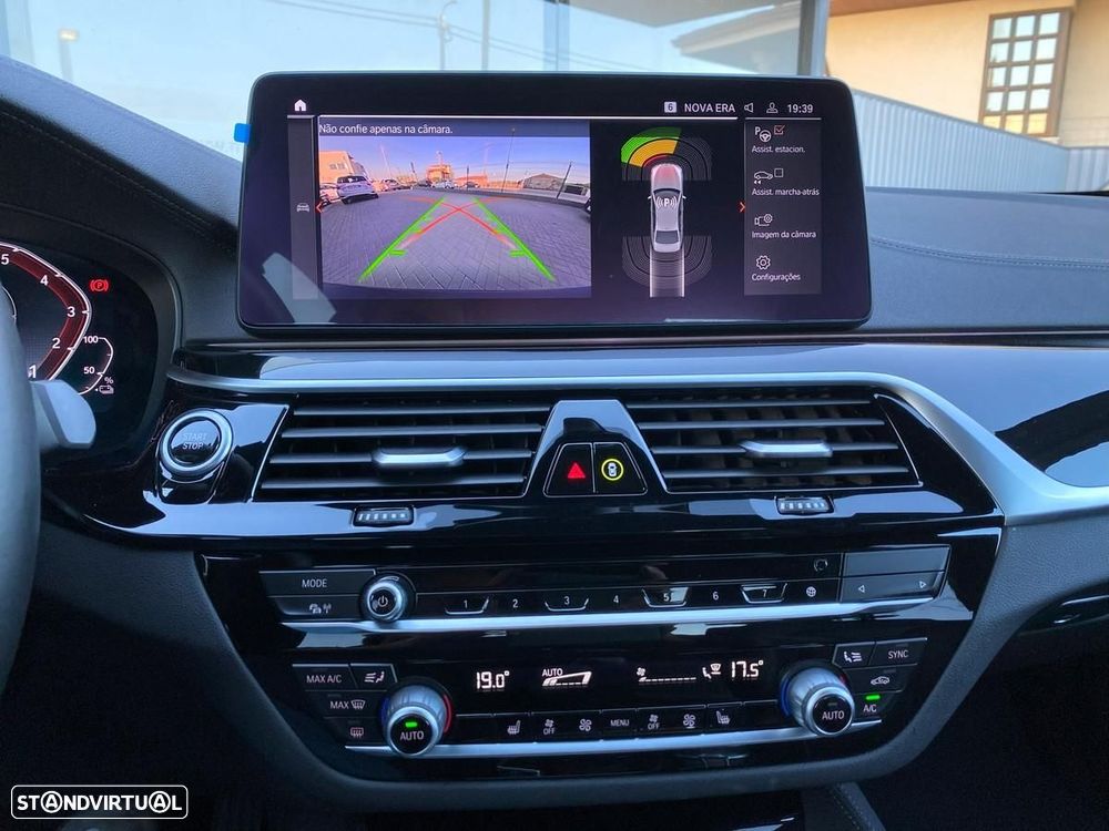 BMW 530 e Line Luxury - 25