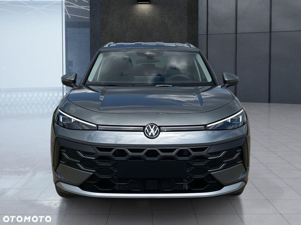 Volkswagen T-Roc - 3