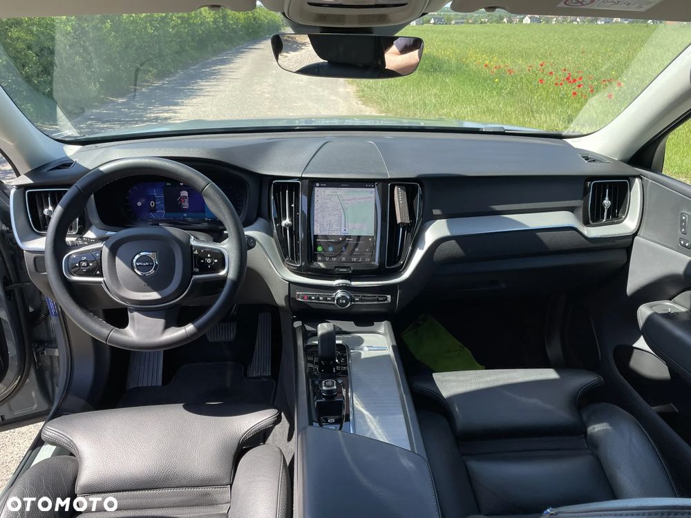 Volvo XC 60 B4 B Plus Bright - 9