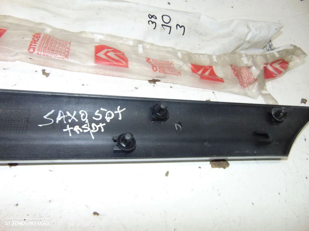 Citroen AX grelha/Saxo friso - 5