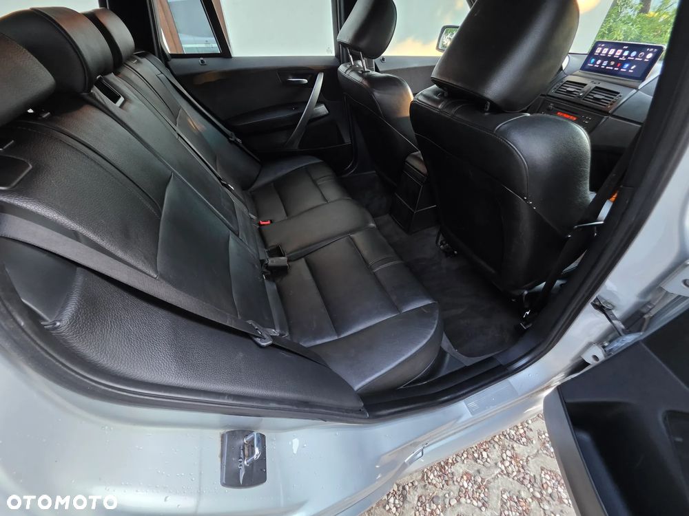 BMW X3 - 25