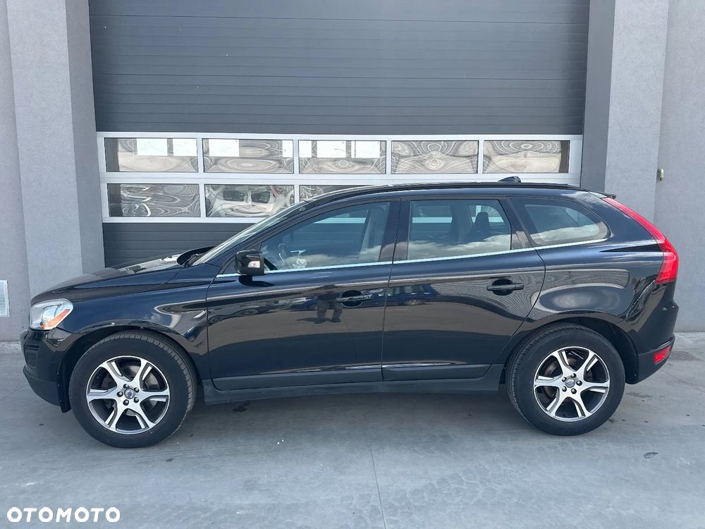 Volvo XC 60 D4 Momentum - 6