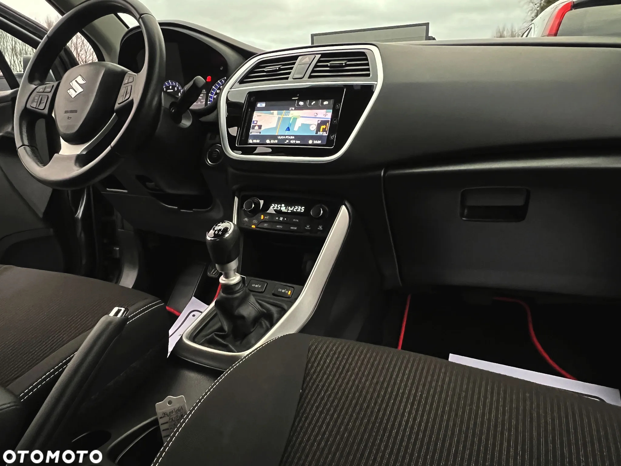Suzuki SX4 S-Cross - 17