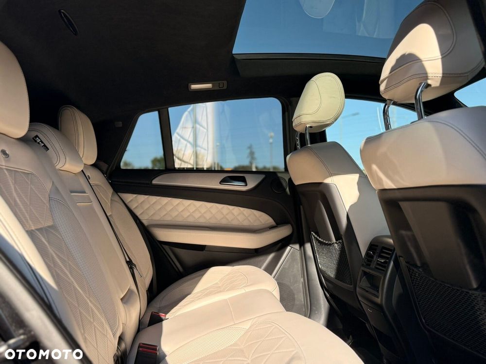 Mercedes-Benz GLE 350 d 4-Matic - 22