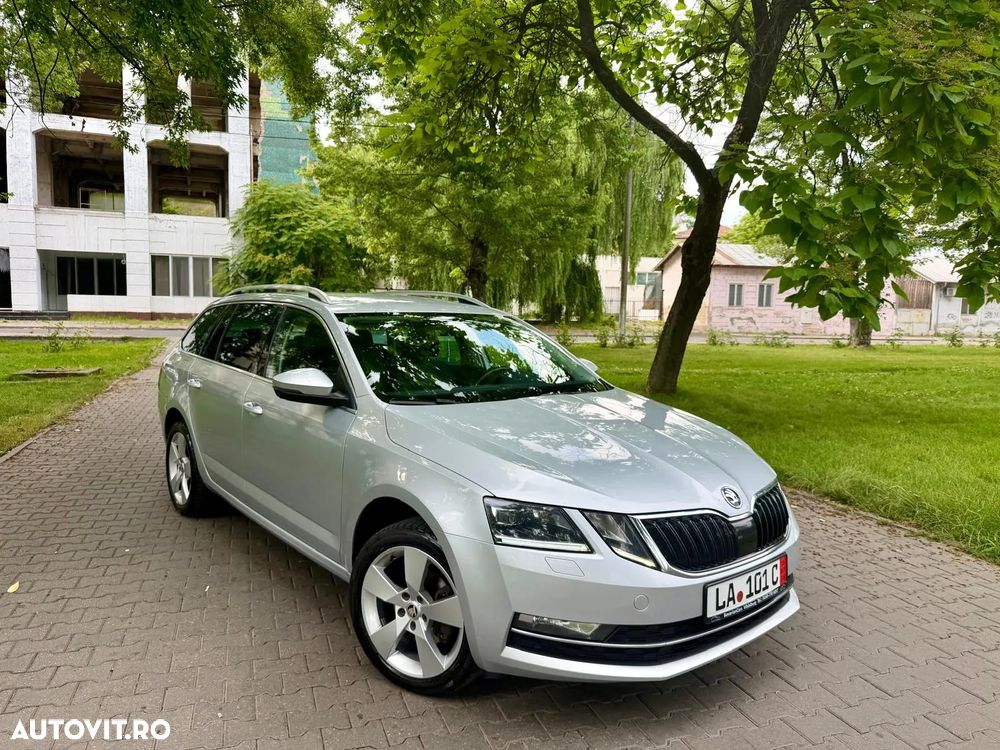 Skoda Octavia 2.0 TDI DSG Premium Edition - 2