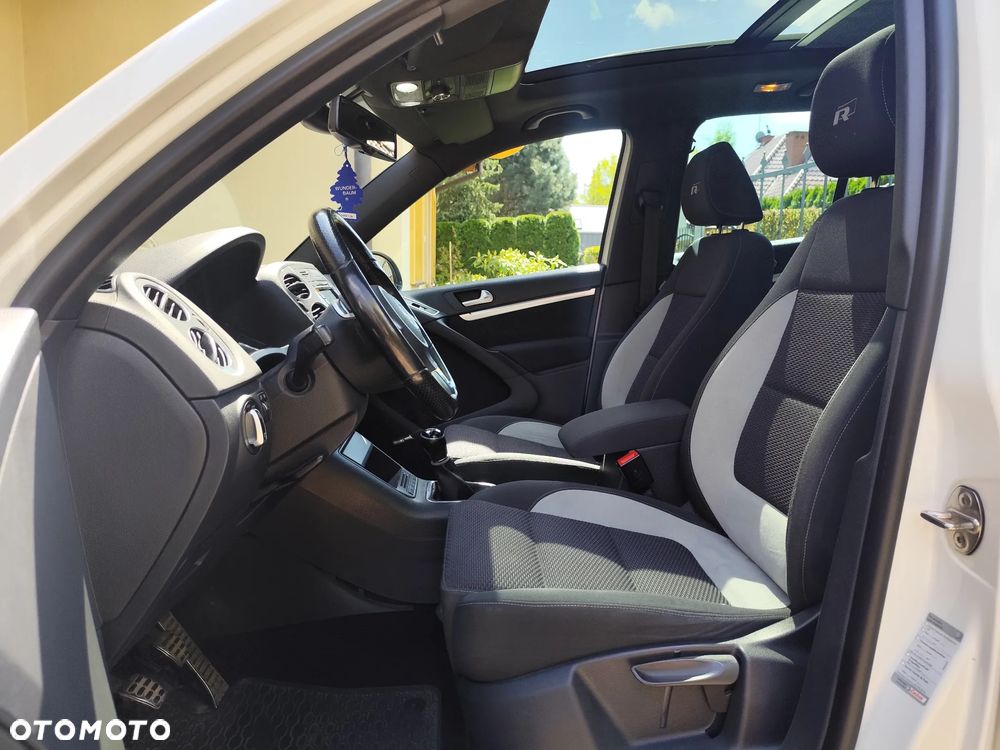 Volkswagen Tiguan - 10