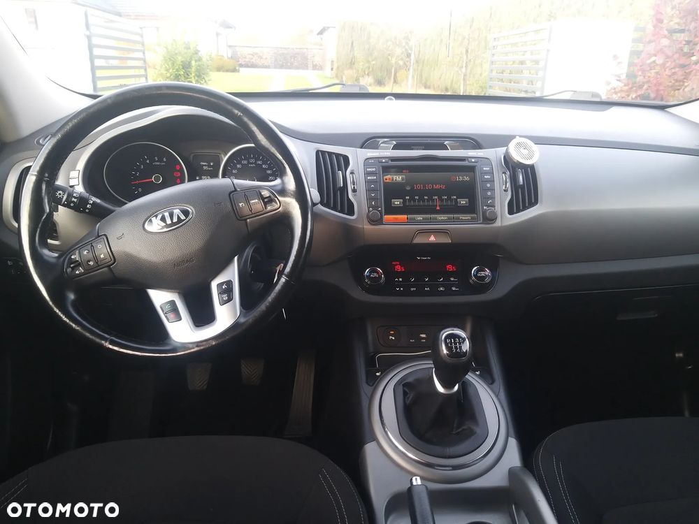 Kia Sportage Diesel Attract - 17