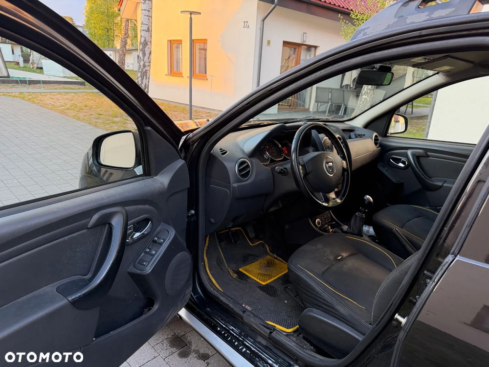 Dacia Duster 1.5 dCi Blackstorm 4x4 - 6