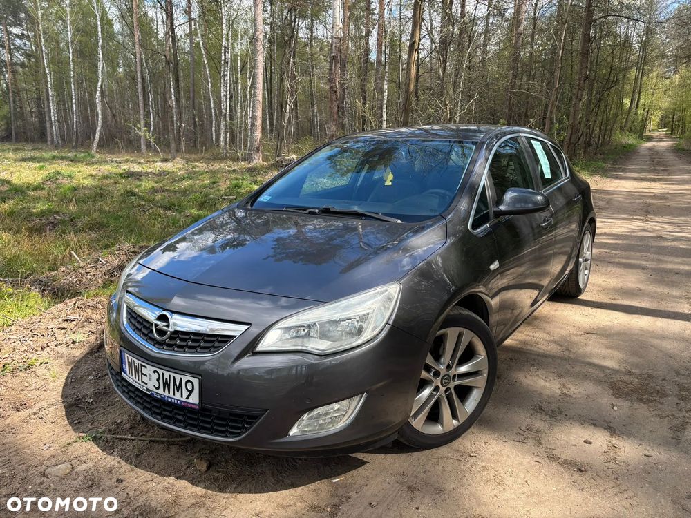 Opel Astra 1.7 CDTI Cosmo - 12