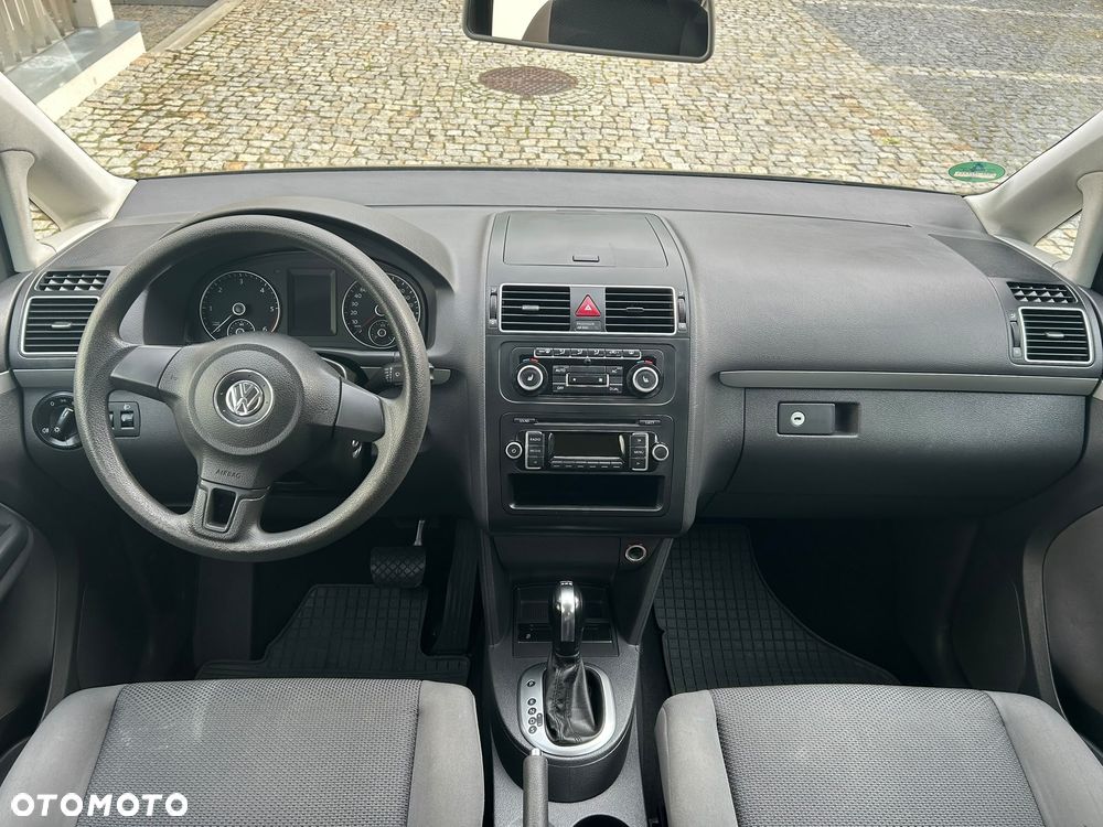 Volkswagen Touran 1.6 TDI DPF BlueMotion Technology DSG Highline - 17