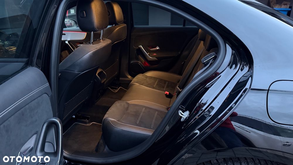 Mercedes-Benz Klasa A 250 e 8G-DCT AMG Line - 13