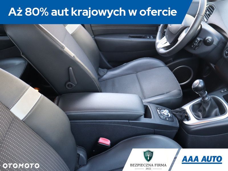 Renault Scenic - 11