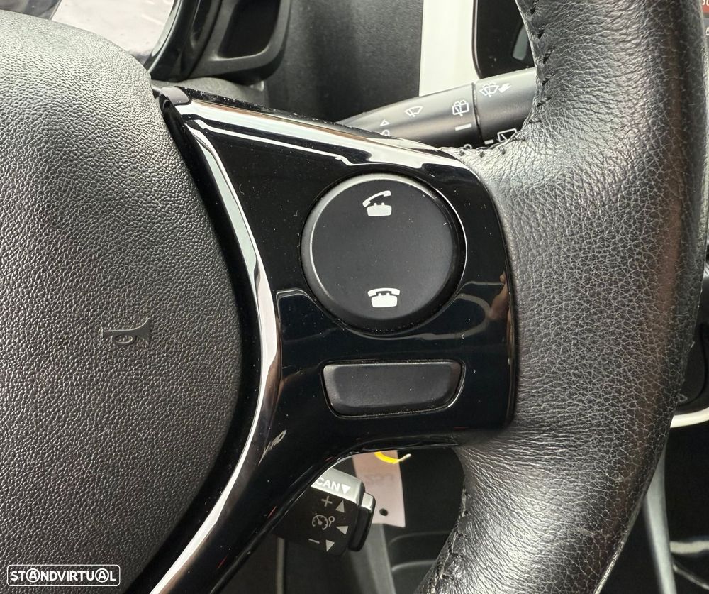 Peugeot 108 1.2 PureTech Allure - 14