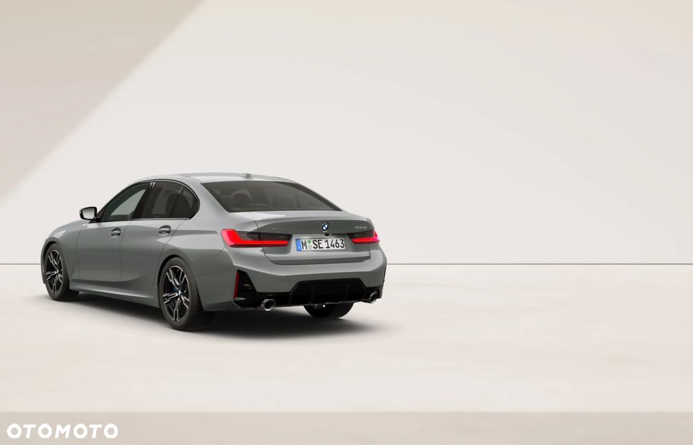BMW Seria 3 320d xDrive mHEV - 8