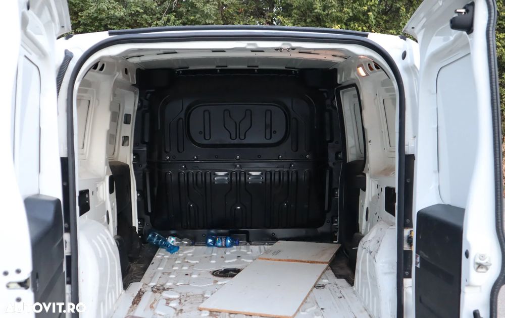 Fiat DOBLO MAXI - 21
