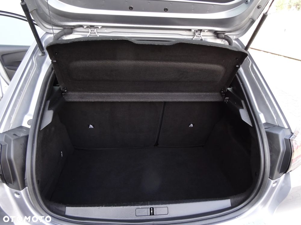 Peugeot 208 1.2 PureTech Style S&S - 17