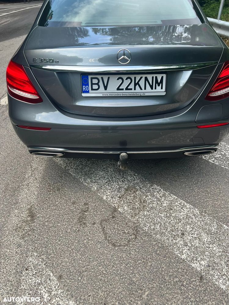 Mercedes-Benz E - 16