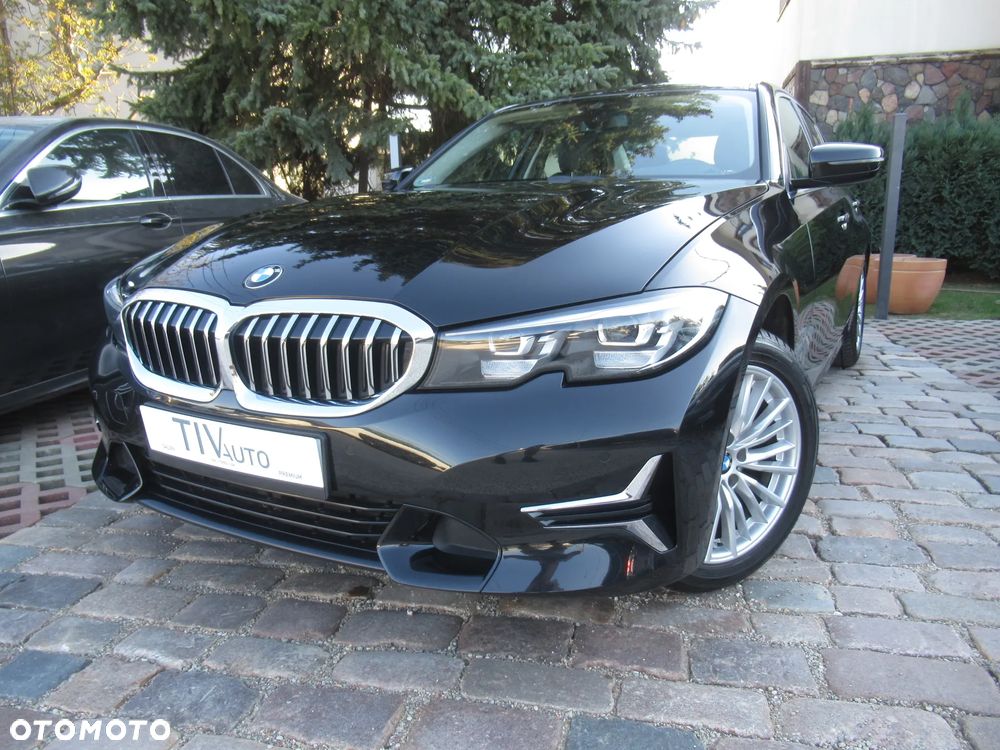 BMW Seria 3 320i Luxury Line - 2