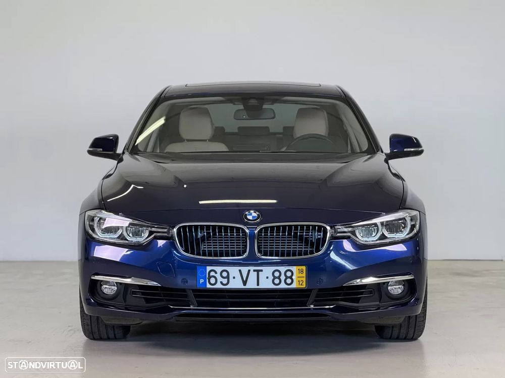 BMW 330 e iPerformance Line Luxury - 2