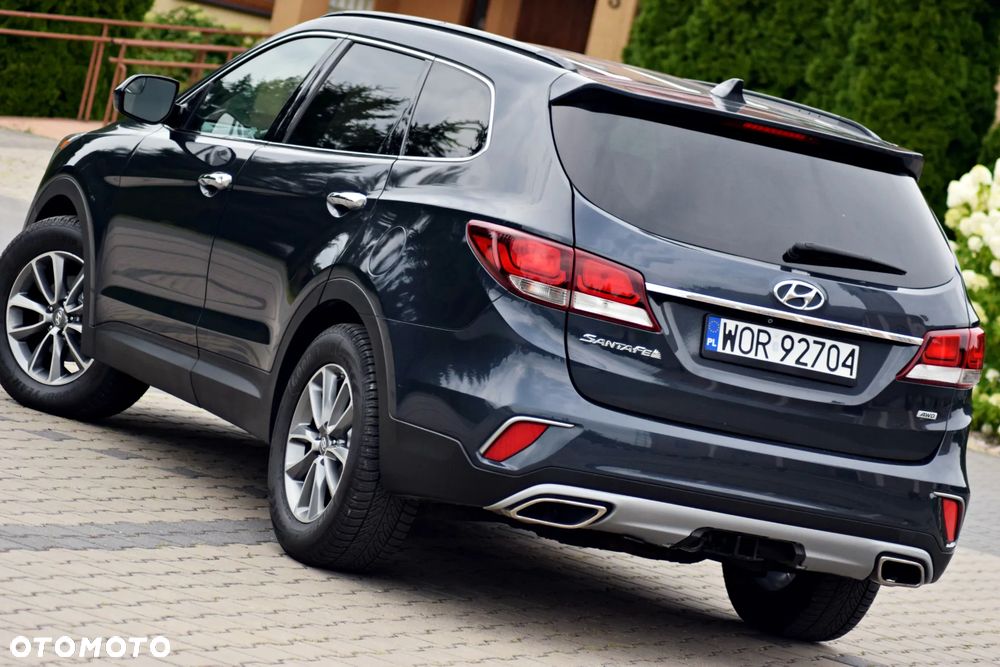 Hyundai Santa Fe - 2