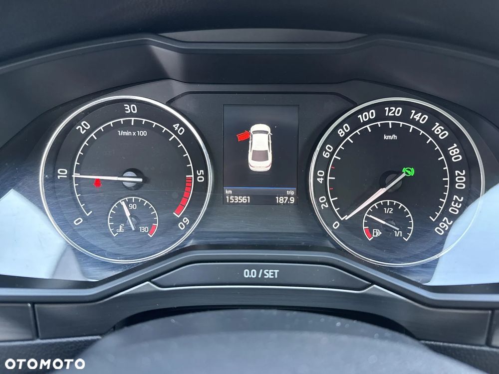 Skoda Superb 2.0 TDI 4x4 Style DSG - 21