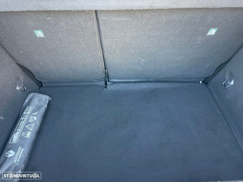 Renault Clio 1.5 Blue dCi Zen - 23