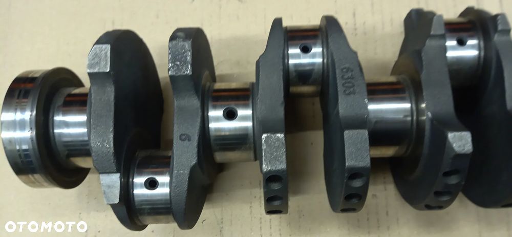 Ford Focus Mondeo 1.8 TD wał korbowy 96FF - 2