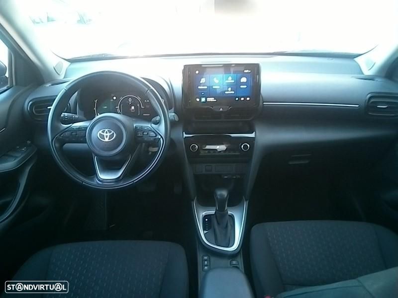 Toyota Yaris Cross 1.5 HDF Comfort - 12
