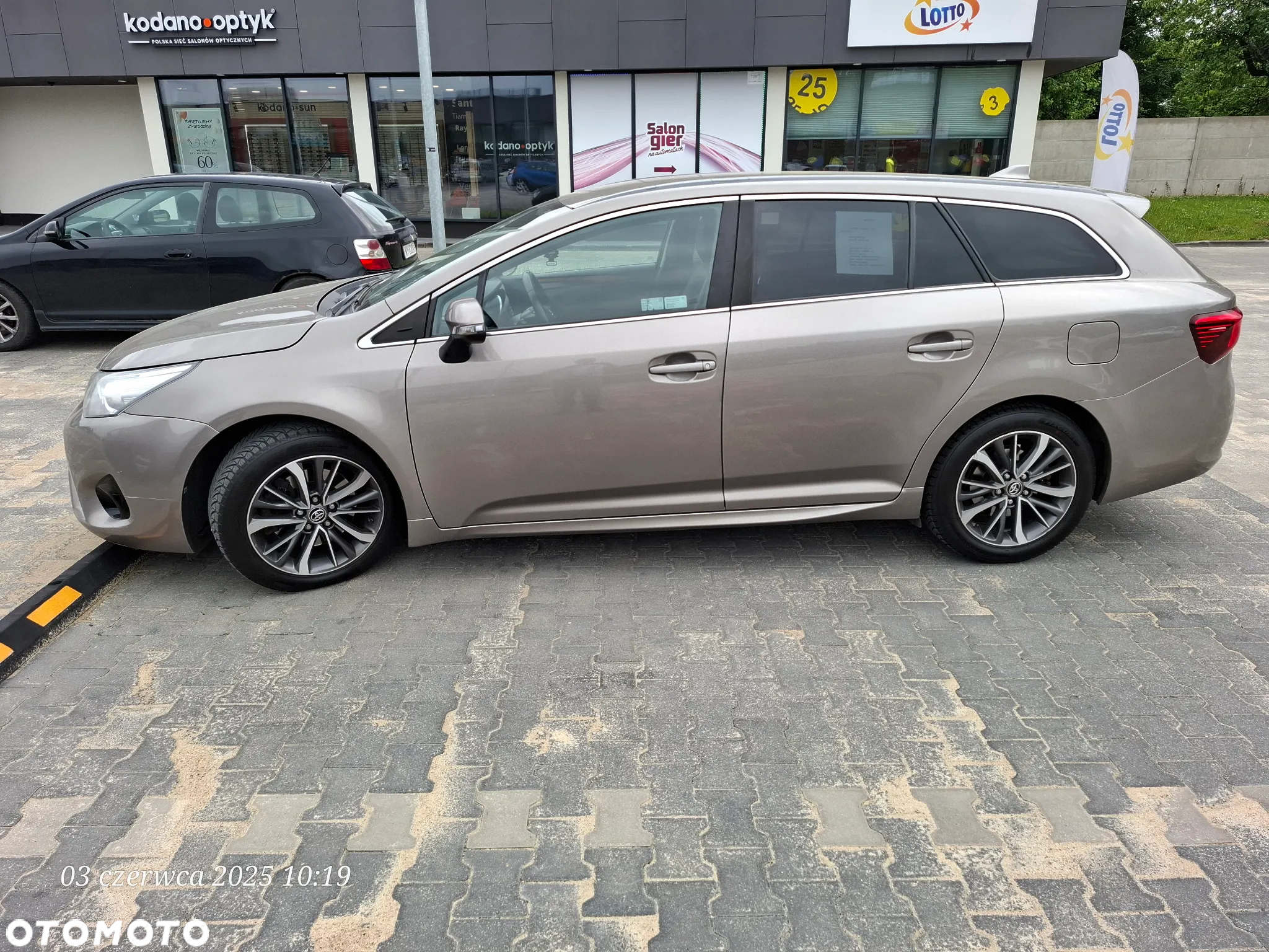 Toyota Avensis 2.0 D-4D Prestige - 5