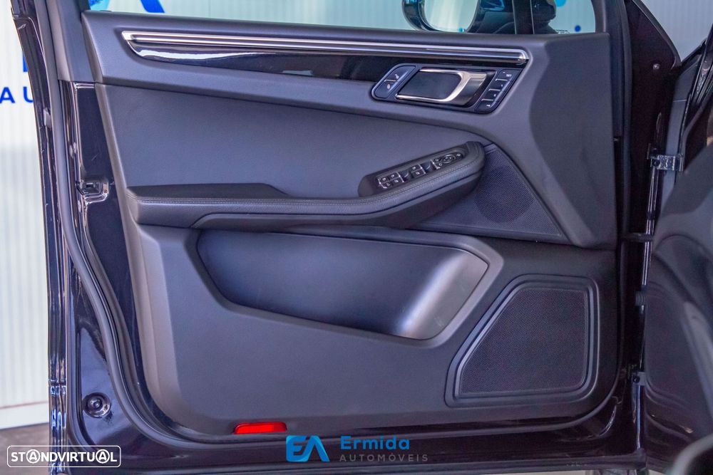 Porsche Macan S All Weather - 37