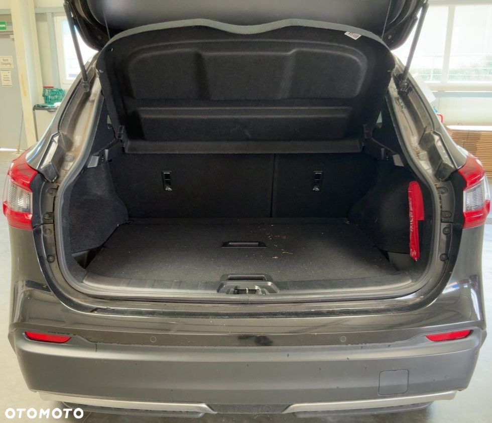 Nissan Qashqai 1.6 DIG-T N-Connecta - 8