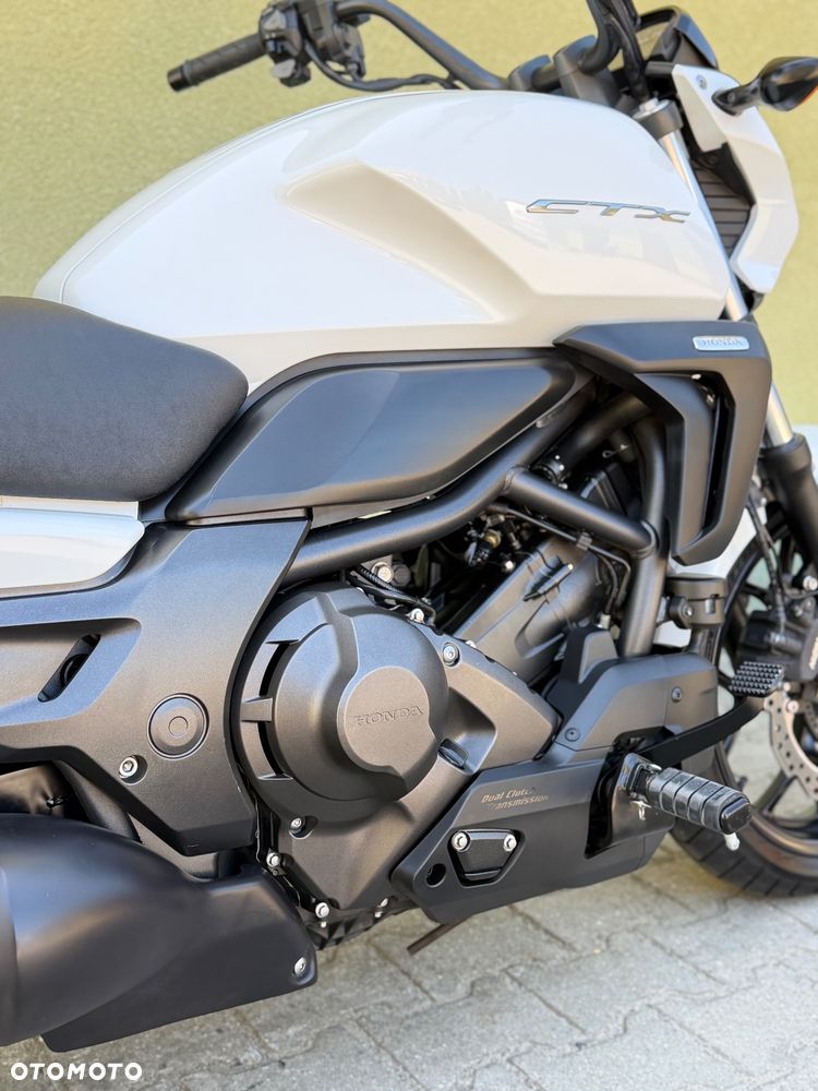 Honda CTX - 16