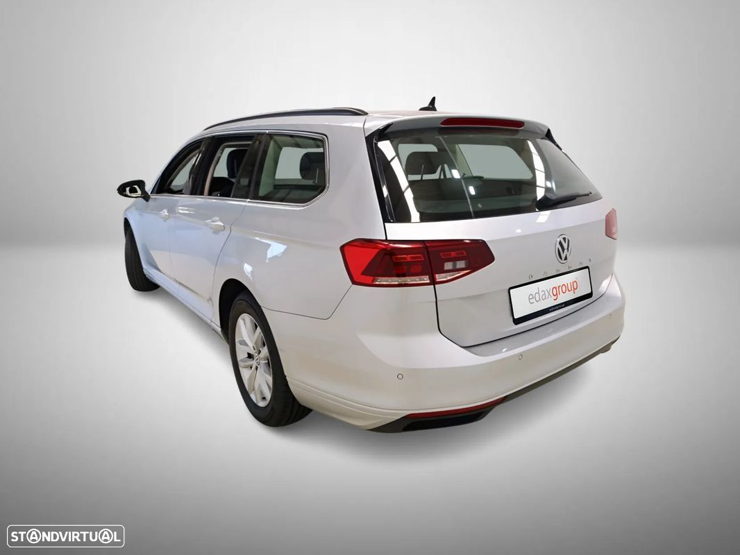 VW Passat Variant 2.0 TDi Confortline DSG - 2