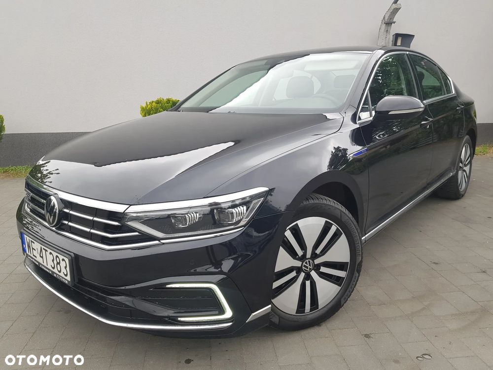 Volkswagen Passat - 5