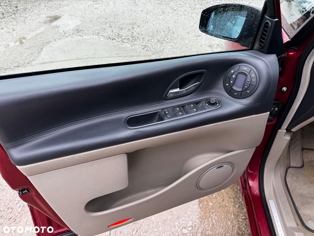 Renault Espace 3.5 Initiale - 28
