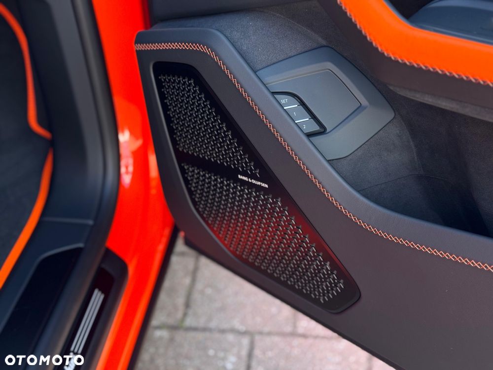 Lamborghini Urus - 14