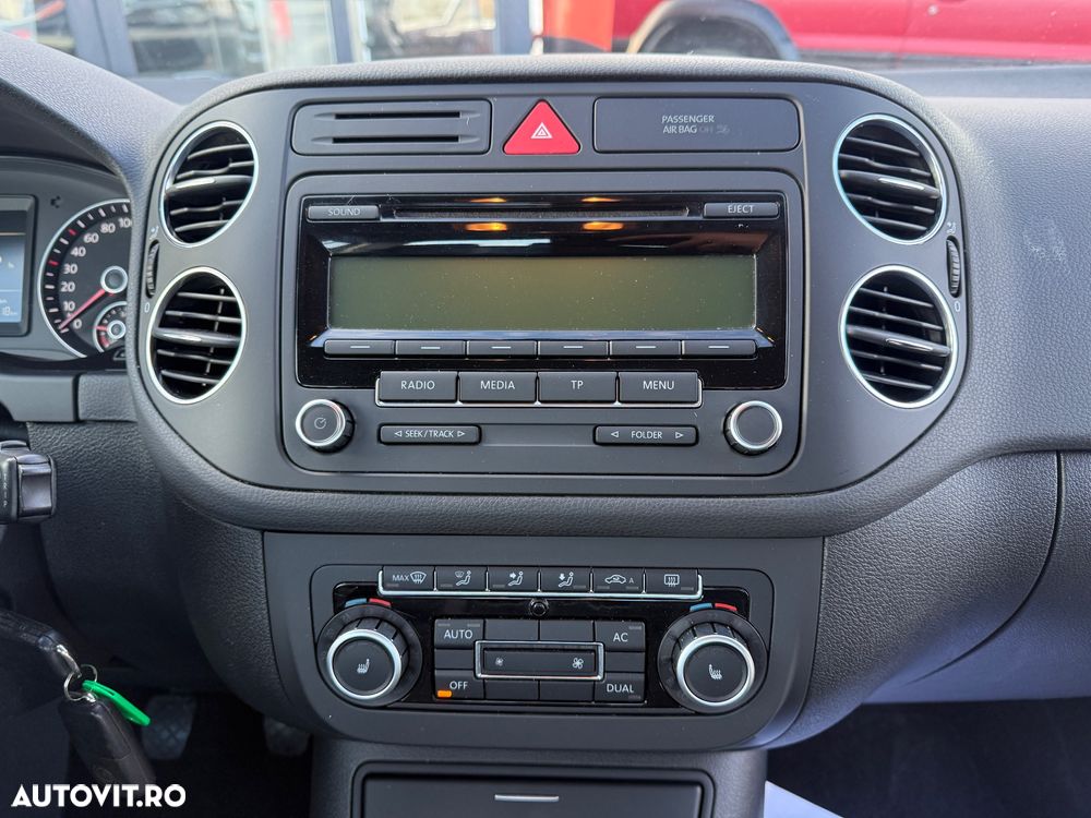 Volkswagen Golf Plus 1.6 TDI DPF BMT Comfortline - 8