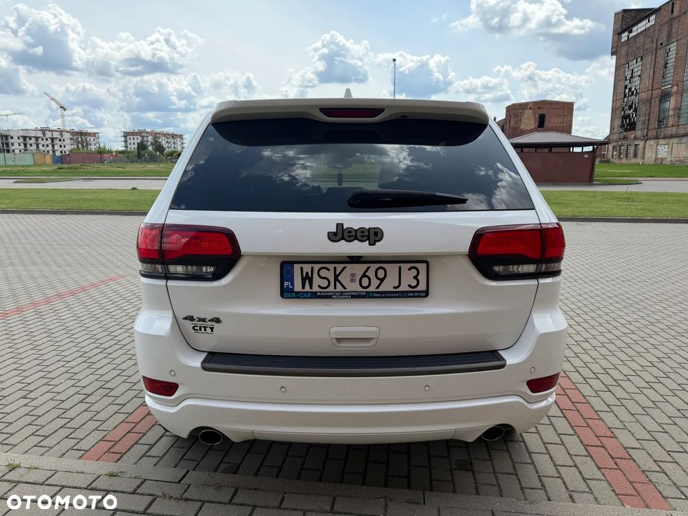 Jeep Grand Cherokee 5.7 V8 Summit - 6