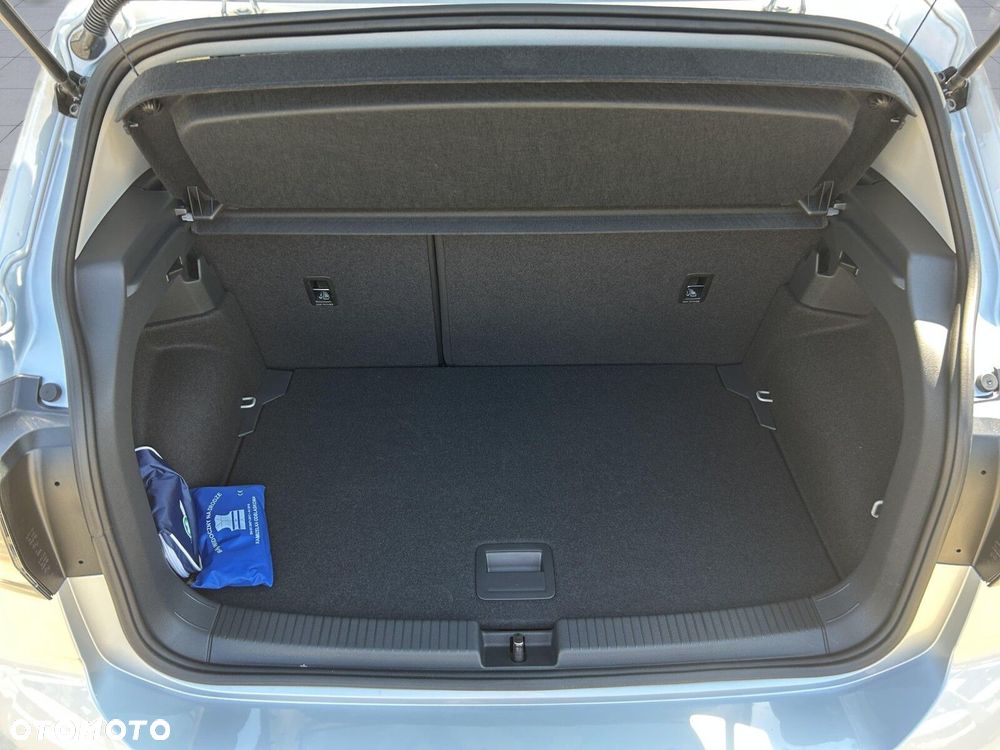 Volkswagen T-Cross - 27