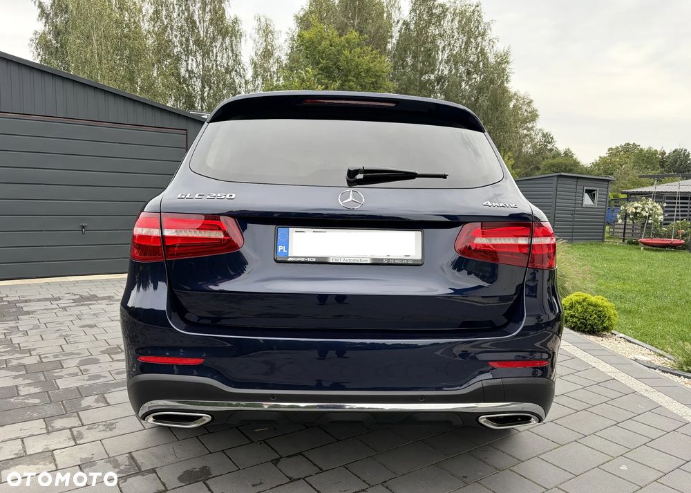 Mercedes-Benz GLC - 8
