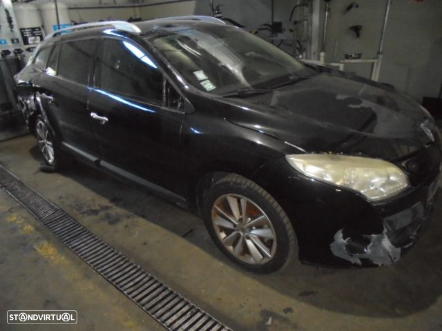 Carro MOT: K9K836  46 CXVEL: TL4A040 RENAULT MEGANE 3 SPORT TOURIER  2010 1.5Dci 110CV 5P CINZA DIESEL - 2